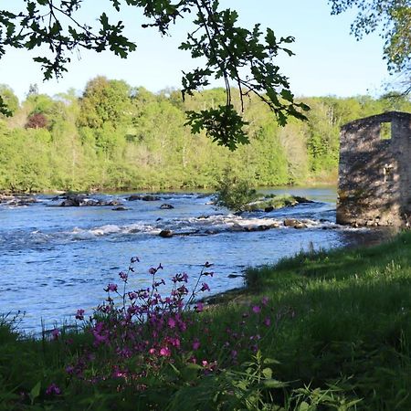 Manot Vacances - Gites En Bord De Vienne Luaran gambar